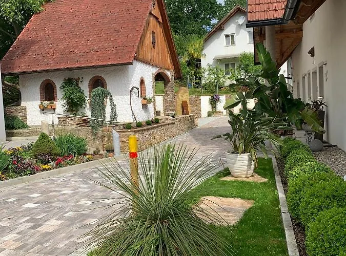 Exklusive / / Luxury * 施泰因茨