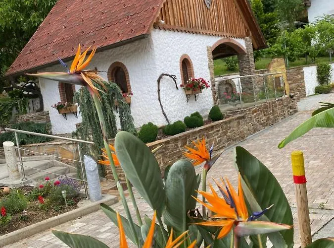 Exklusive / / Luxury *