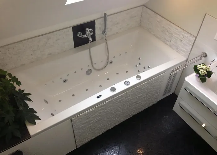 Exklusive / / Luxury * 施泰因茨